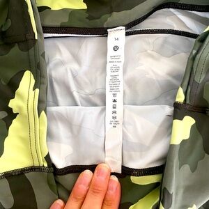 Lullulemon Cropped Leggings with pockets